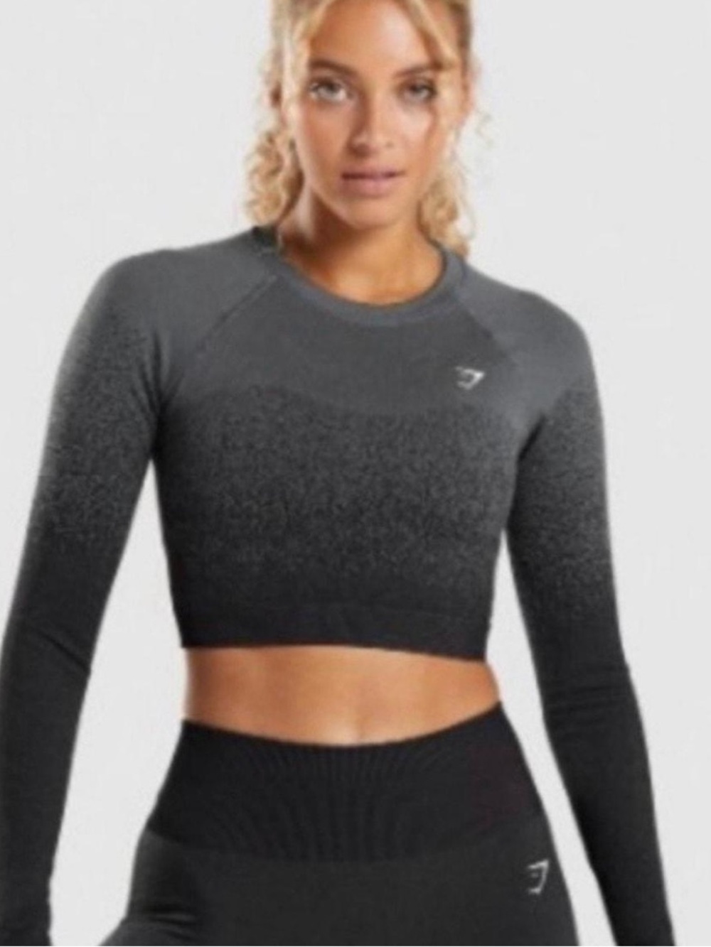Gymshark Black and Dark Gray Ombre Seamless Crop Sweatshirt